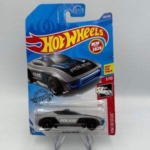 2019 Hot Wheels Police Car ALPHA PURSUIT HW Rescue 206/250